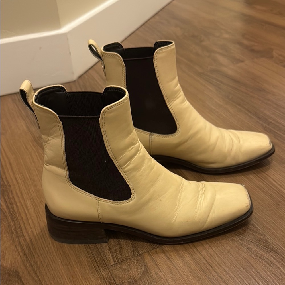Sam Edelman Thelma Chelsea Boot 6